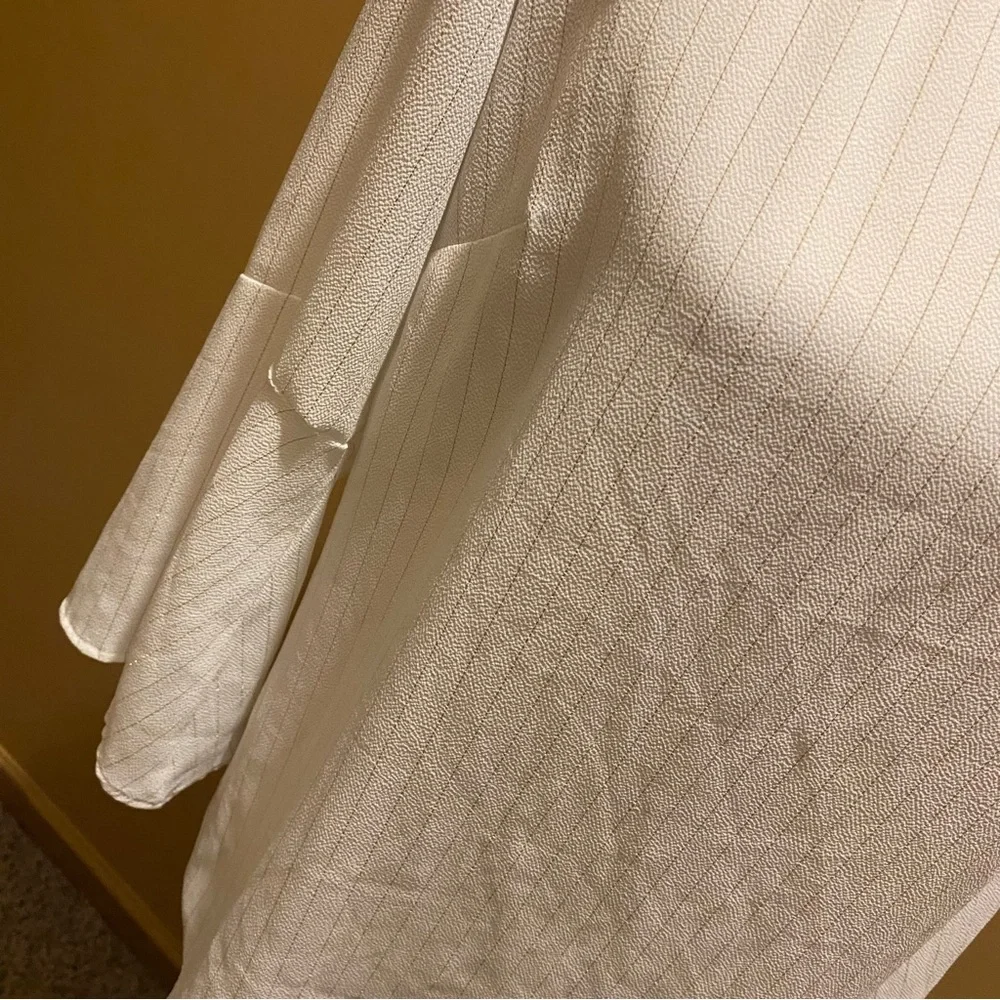 Roz & Ali white gold metallic thread pinstripes button down back large sleeve XS - Picture 5 of 12